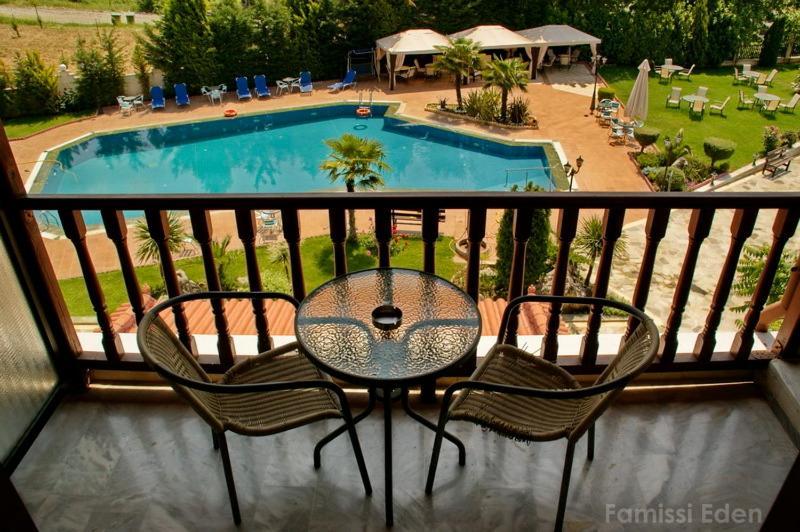 Famissi Eden Hotel Kalampáka Oda fotoğraf