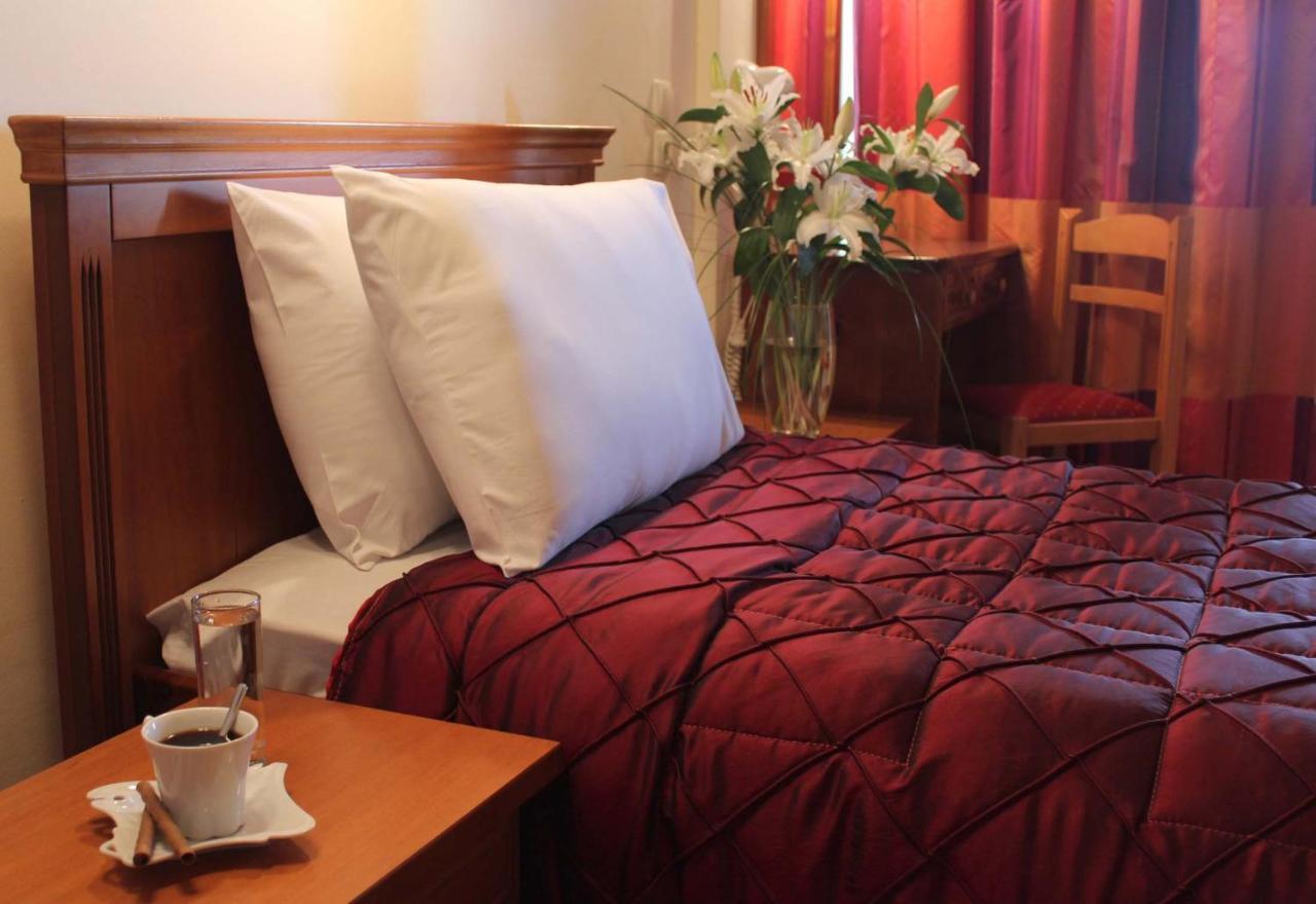 Famissi Eden Hotel Kalampáka Oda fotoğraf