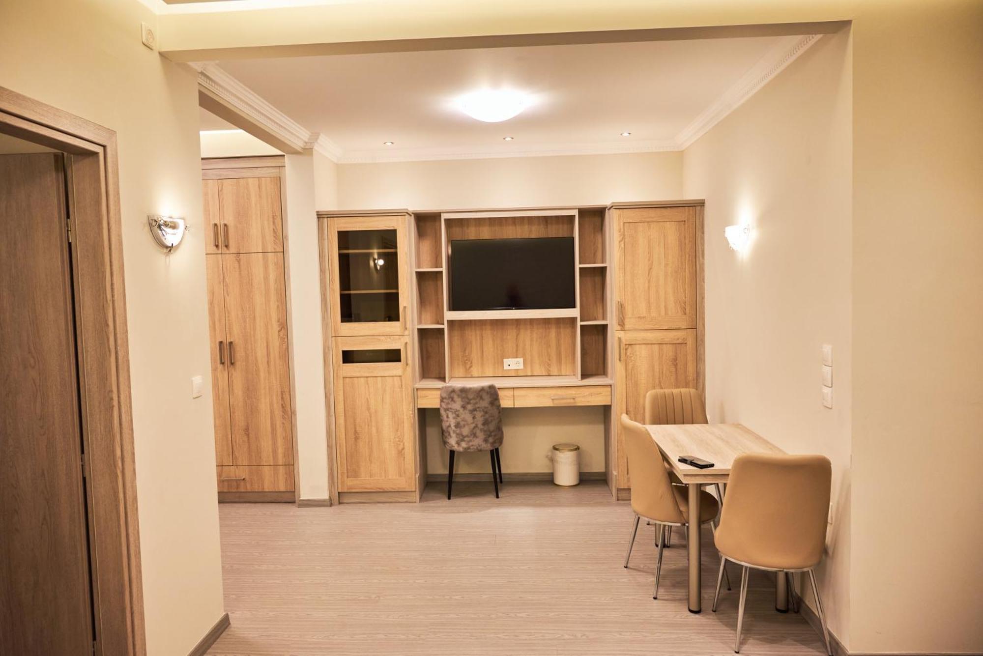 Famissi Eden Hotel Kalampáka Dış mekan fotoğraf